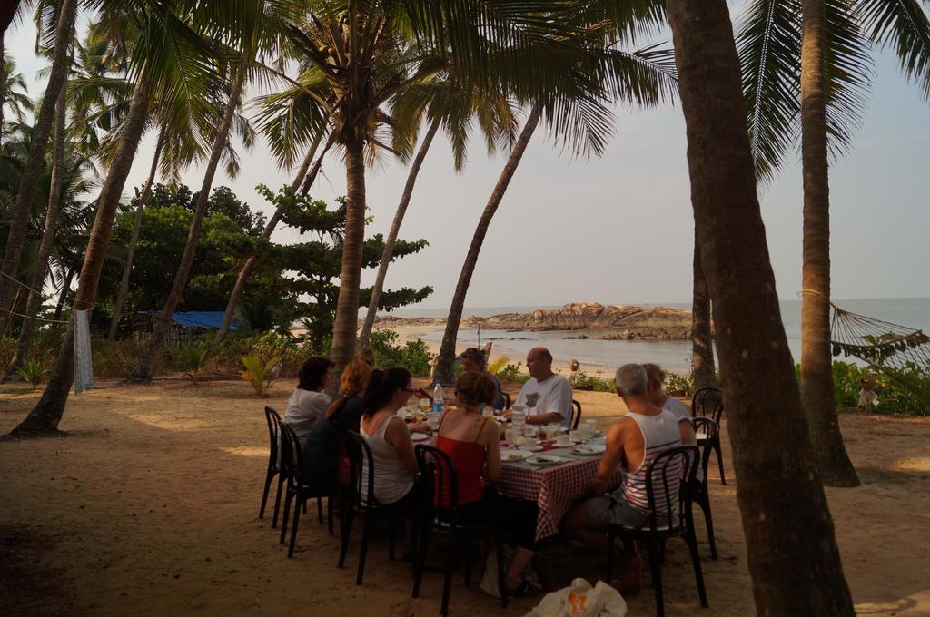 Chera Rocks Beach House Hotel Thottada Kamer foto