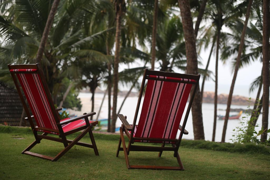 Chera Rocks Beach House Hotel Thottada Buitenkant foto