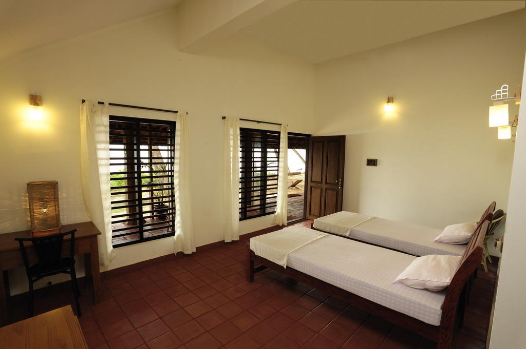 Chera Rocks Beach House Hotel Thottada Kamer foto