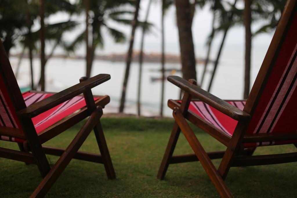 Chera Rocks Beach House Hotel Thottada Buitenkant foto